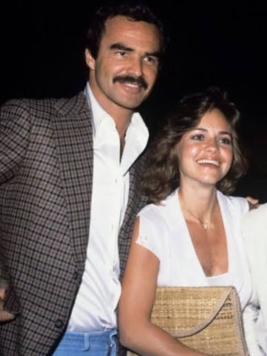 Burt Reynolds and Sally Field, who turns 79 years today 🎉, dated for about  five years in the late 1970s and early 1980s, meeting on the set of Smokey  and the Bandit