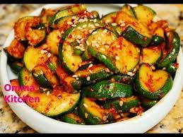 Add green onion and garlic; Spicy Korean Sauteed Zucchini Squash Side Dish í˜¸ë°•ë³¶ìŒ Vegan Recipe By Omma S Kitchen Youtube