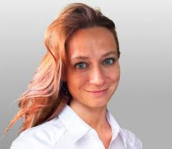 Интервью с партнером. АННА АНДРЕЕВА: «Льготные программы способствуют росту  спроса на рынке загородной недвижимости»