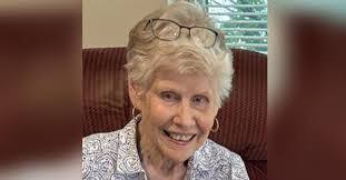 Jean Cummins's Instagram, Twitter & Facebook