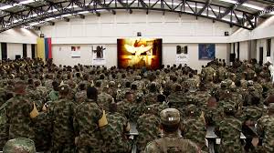 De acuerdo a la constitución política, su misión principal es la de defensa de la soberanía, la independencia, la integridad del territorio nacional y del orden constitucional. Llevando La Reforma Al Ejercito Colombiano Y Restaurando La Fe En La Causa