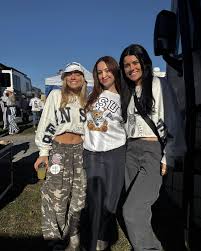 📍First Stop: Penn State #DropoutTour