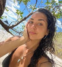 Nancy Laboy's Instagram, Twitter & Facebook