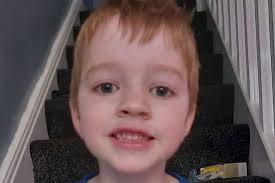 Iron Men fans can now buy pendants featuring the famous statues