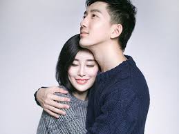 Tổng hợp dấu hiệu của người đàn ông thương vợ 