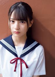 小坂菜緒（日语：小坂 菜緒／こさか なお kosaka nao */?，2002年9月7日－）是日本偶像藝人，為女子偶像組合日向坂46成員，同時是時尚雜誌《seventeen》專屬模特兒，大阪府出身。 2017年8月13日，小坂成功通過平假名櫸坂46第2期徵選。 ãƒ‡ã‚¶ãƒ¼ãƒˆ å…¬å¼ãƒ–ãƒ­ã‚° æ—¥å'å‚46 å°å‚èœç·'ãŒã‚»ãƒ¼ãƒ©ãƒ¼æœã™ãŒãŸã‚'æŠ«éœ² Powered By Line
