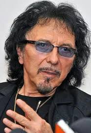 What I liked about Ronnie [is] he gave everybody time," Tony continued. "It  was just remarkable. Before the show, he'd have people in his dressing room  — 'cause we'd have separate dressing