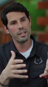 Have I ever mentioned how much we love our volunteers here at BCAZ!? Well  we do!! Thank you to an amazing group of volunteers from Raytheon RTX,  RAYVETS! Your support over the