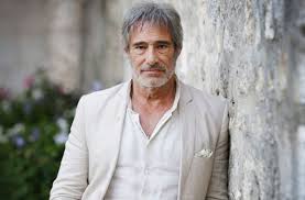 He is an actor and writer, known for mesrine part 2: Le Plus Beau Pays Du Monde France 2 Gerard Lanvin La Nature Ce N Est Pas Seulement La Loi Du Plus Fort