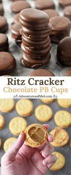 Ritz Cracker Chocolate Peanut Butter Cups Made With Ritz Crackers Creamy Peanut Butter And Melt Peanut Butter Dessert Recipes Peanut Butter Recipes Desserts