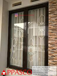 Desain jendela minimalis dari aluminium terbaru. Teralis Jendela Kamar Model Minimalis Modern Terbaru Di Mansion Garden Serua Teralis Jendela Minimalis Appasco Indonesia