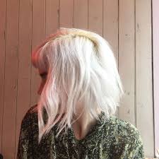 Plastic gloves, bleaching powder, developing lotion (30vol/9%) & reincarnation mask. Silver Shampoos Reviewed Bleach London Silver Shampoo And Smoky Shampoo Vs Pro Voke Touch Of Silver Vs Lush Daddy O Vs Lee Stafford Bleach Blondes Candyflossoverkill
