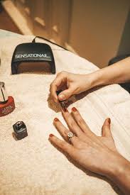 Jun 05, 2018 · soaking method. Give Yourself A Shellac Manicure At Home In 4 Easy Steps