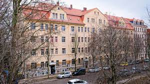 Bestehende häuser sind in der regel günstiger als neubauten. Wie Man Ohne Geld Zusammen Ein Haus Kaufen Kann