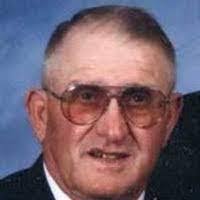 Shelly Luehring's Instagram, Twitter & Facebook