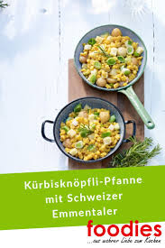 Ein Herbstliches Traumpaar Leckereien Mit Schweizer Kase Und Kurbis Foodies Magazin Aus Wahrer Liebe Zum Kochen In 2020 Pizza Und Pasta Kurbis Rezepte