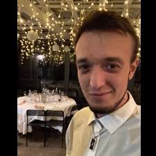 Più precisamente “hai mica voglia di?” 😊😊 formula dubitativa 🤣