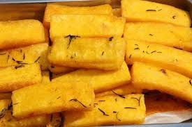 Dopo aver scelto le verdure preferite da cuocere. Bastoncini Di Polenta Al Parmigiano Cotti Al Forno E Veloci Da Preparare