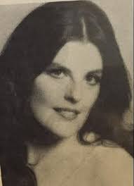 Diane Roebuck's Instagram, Twitter & Facebook