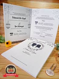 Mungkin kebanyakan dari kita telah mengenal dengan jenis surat yang satu ini. Undangan Pernikahan Fiersa Besari Info Kece