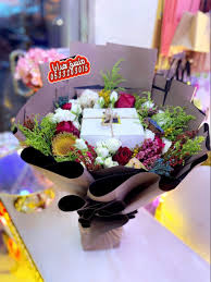 هدايا خميس مشيط ابها محل منسق ورد في خميس مشيط احد رفيدة table decorations decor home decor