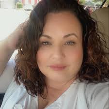 Gel polish falling off toes quickly