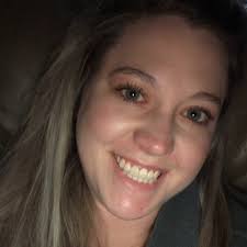 Becca (@beccaj_2255)