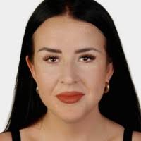 90+ perfiles de «Tkaczyk»