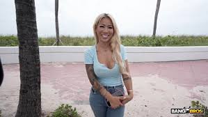 Doggystyle video with Victoria Liu - PORNSTARS.TUBE