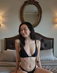 Alana Cho 0.01%🤍💙 on X: say yes pls for morning nudies in your dms  :3 t.coaGKRIbwGFw  X