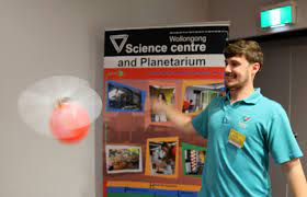 Helicopter Balloon In Action During A Bubbles Balloons Show Wollongong Science Centre Planetarium Science Space Science Planetarium