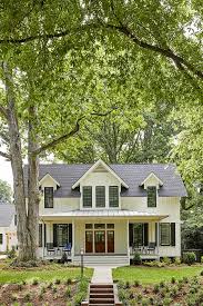 You all know my affinity for all things navy, so i'm guessing it's no surprise that naval is on my list of favorites from sherwin williams. Category Beautiful Homes Home Bunch Interior Design Ideas