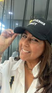 Cuando escuches esto, sé perfectamente que harás una lista 🧠 y si te  sentías mal escucha el final ¡No eres tú! Respira y ora 🙏🏻., ., En la  vida tenemos de todo ! Tú dedícate a brillar ✨#