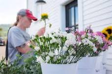 Bloom & Sip: A floral workshop at Coria Estates