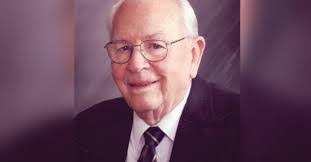 Pat Browning's Instagram, Twitter & Facebook