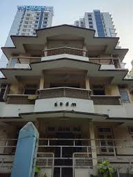 This Art Deco style building in Mumbai ...