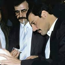 Freddie Mercury and Jim Hutton in Japan, 1986. These two men symbolized  their love for each other with two wedding rings. It was their so-called  honeymoon. Jim had food poisoning in Japan