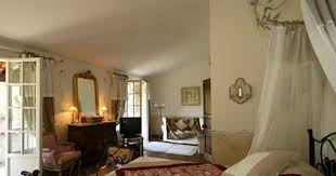 A Bed Room Of The Holiday Rental Villa At Roquefort Les Pins Alpes Maritimes Photo 11125 Credits Maison En Provence Tm Alpes Maritimes Home Decor Villa