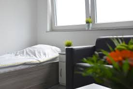 Kirchhoff rainer malermeister , petra. Arbeiten In Der Klinik Fur Anasthesiologie Intensiv Und Notfallmedizin Transfusionsmedizin Und Schmerztherapie Im Evangelischen Klinikum Bethel Ev Klinikum Bethel Ihr Krankenhaus In Bielefeld