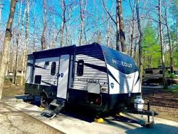 Camping world of knoxville is conveniently located four miles north of mcghee tyson airport on alcoa/airport hwy #129. Rvngo Motorhome And Camper Rv Rentals In Knoxville Tennessee