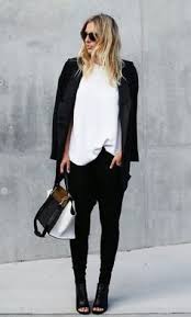How To Wear Harem Pants This Year 80 Best Outfits Harempants Womenoutfits Fashionoutfit Drop Crotch Pants Women Drop Crotch Pants Outfit Drop Crotch Pants