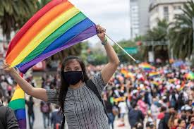 El contingente de la marcha del orgullo lgbt 2021 avanzó a partir de las 12:00 horas desde paseo de la reforma. Fol7smfsfjqbym