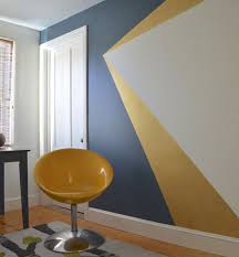 La Peinture Geometrique Pour Sublimer Vos Murs Peinture Geometrique Deco Salon Peinture Murale Geometrique