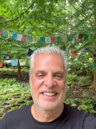 Wishing His Holiness the 14 Dalaï Lama a very happy 90th birthday and many  more to come 🙏🙏❤️