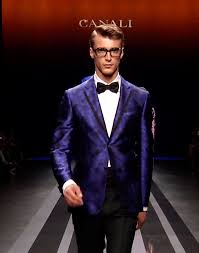 This is your spot to find unique gifts for men. Gif Male Models Estilo En Vogue Animated Gif On Gifer