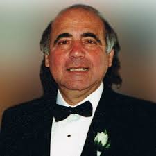 SCINICARIELLO, Cosmo