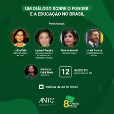 She was born in 1990s, in millennials generation. Izolda Cela E Tabata Amaral Debatem Investimentos Na Educacao