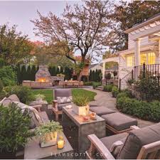 Home Where Love Resides Memories Are Created Friends And Family Belong And Laughter Never Ends Backyard Entertaining Backyard Backyard Patio