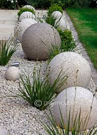 Décoration de jardin, aménagement du jardin, meubles de jardin, décoration d'interieure. 28 Idees De Statues Et Sculptures Pour Decorer Son Jardin