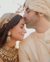 After keeping the media and their fans waiting for a long time, Alia Bhatt  finally shared first photos from her dreamy wedding with Ranbir Kapoor. The  couple tied the knot today in